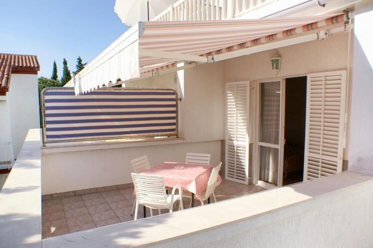 Apartments By The Sea Novalja, Pag - 4052 Exterior photo